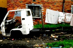 Autowracks - keine Seltenheit im Township