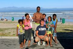 Jan mit den ersten Kids aus Lavender Hill